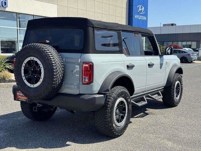2022 Ford Bronco Base