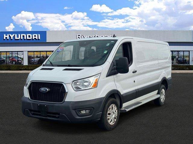 2022 Ford Transit-250 Base