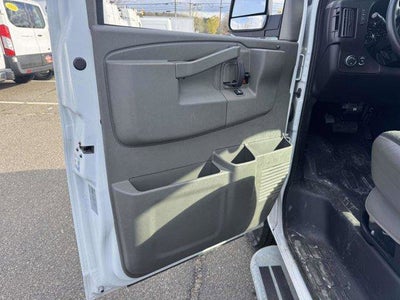 2024 Chevrolet Express 2500 Work Van Cargo