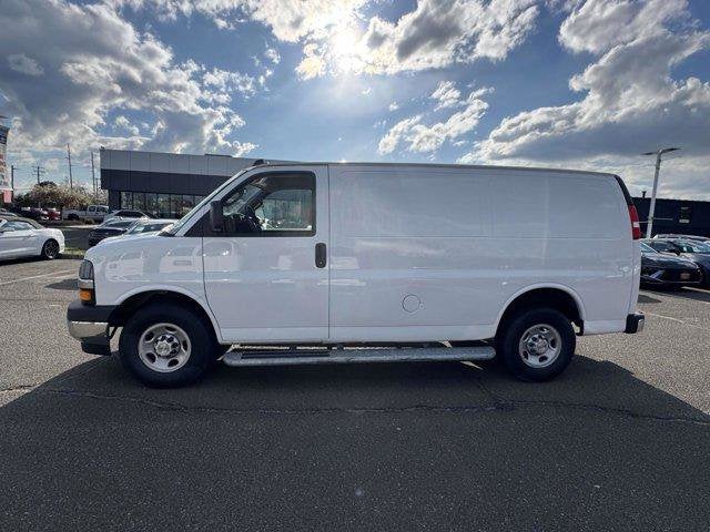2024 Chevrolet Express 2500 Work Van Cargo