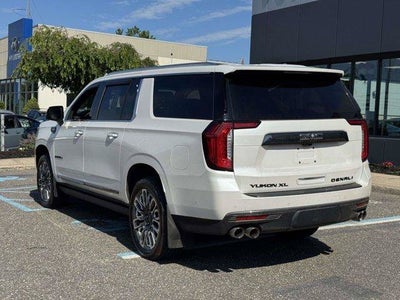 2023 GMC Yukon XL Denali Ultimate