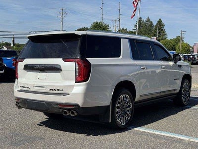 2023 GMC Yukon XL Denali Ultimate
