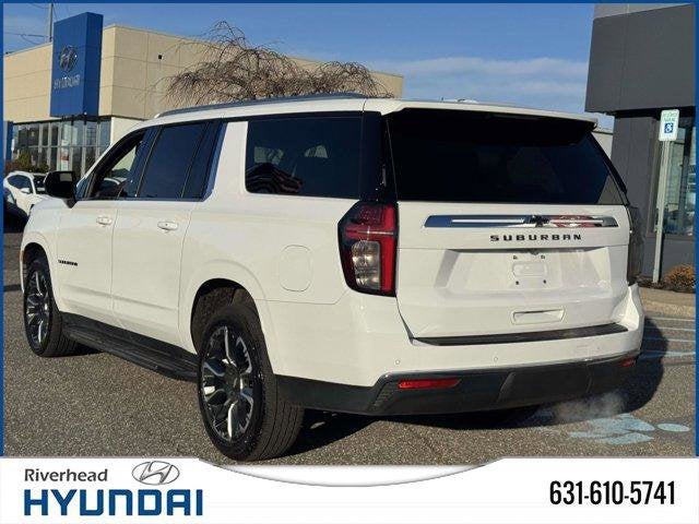 2023 Chevrolet Suburban LS