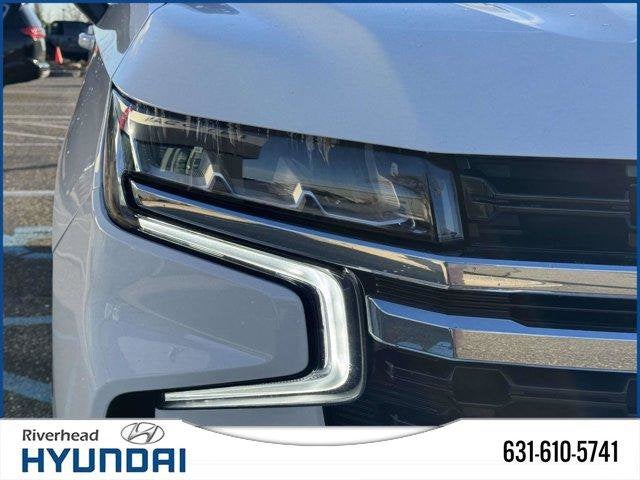 2023 Chevrolet Suburban LS