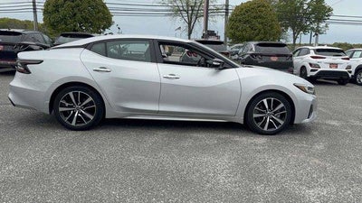 2023 Nissan Maxima SV