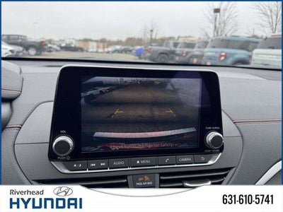 2022 Nissan Altima 2.5 SR