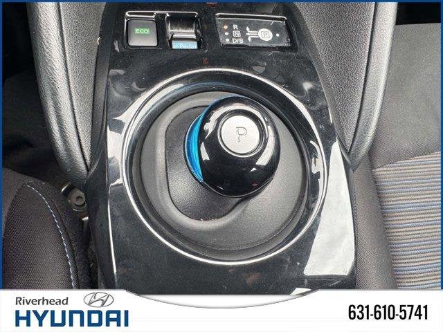 2022 Nissan Leaf SV Plus