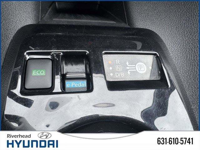 2022 Nissan Leaf SV Plus