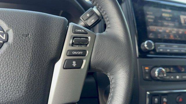 2023 Nissan Titan SV