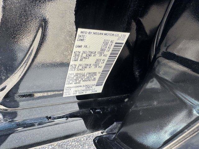 2023 Nissan Titan SV
