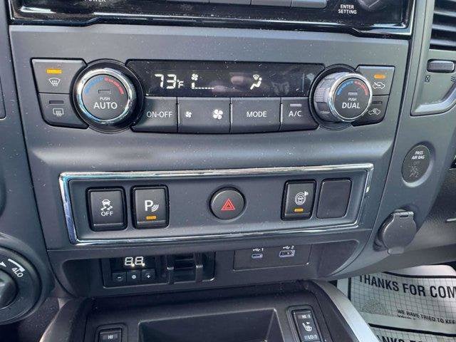 2023 Nissan Titan SV