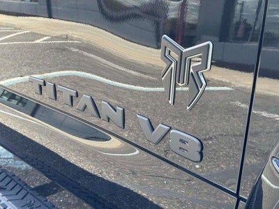 2023 Nissan Titan SV