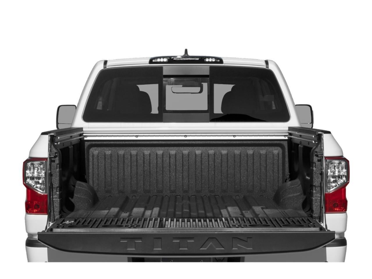 2023 Nissan Titan SV