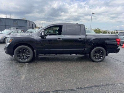 2024 Nissan Titan SV