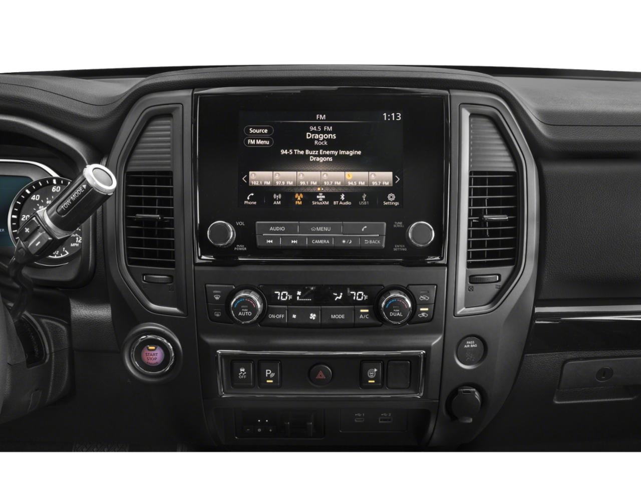 2024 Nissan Titan SV