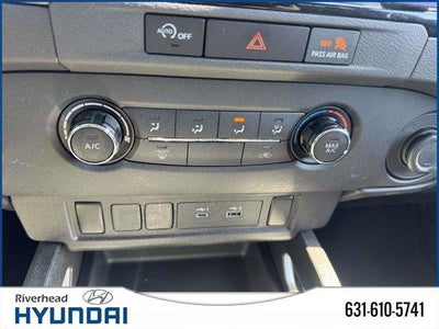 2024 Nissan Frontier SV