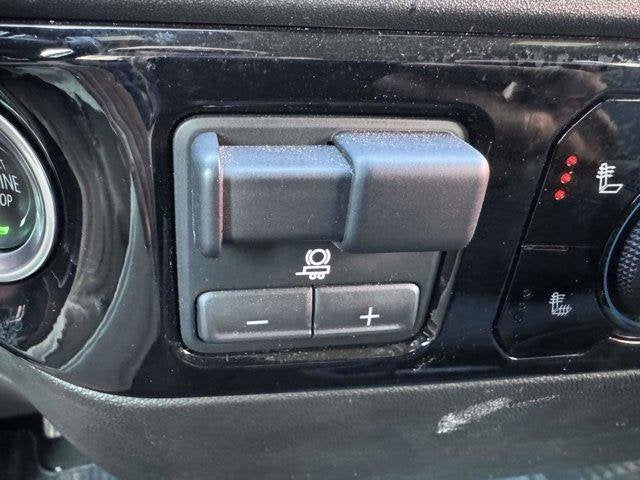 2025 Chevrolet Silverado 1500 LT LT1