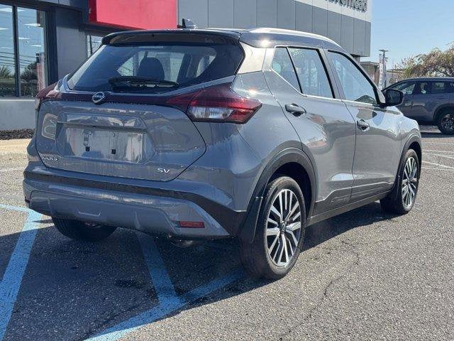 2022 Nissan Kicks SV