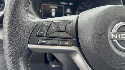 2022 Nissan Kicks SR