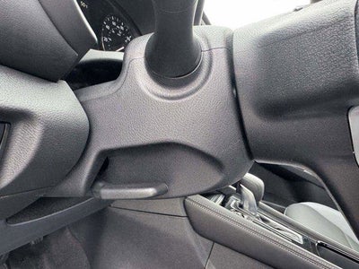 2022 Nissan Kicks SR