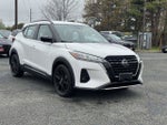 2022 Nissan Kicks SR