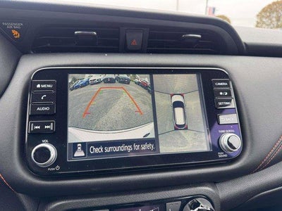 2022 Nissan Kicks SR