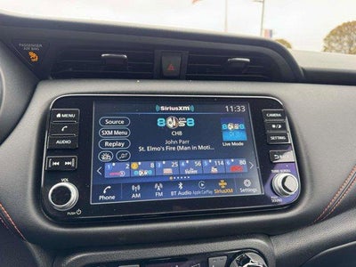2022 Nissan Kicks SR