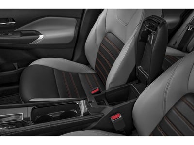 2022 Nissan Kicks SR