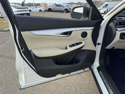 2021 INFINITI QX50 LUXE