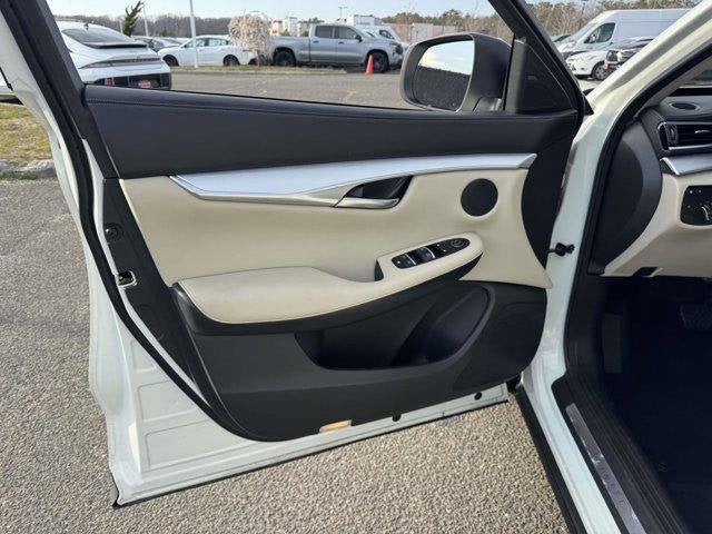 2021 INFINITI QX50 LUXE