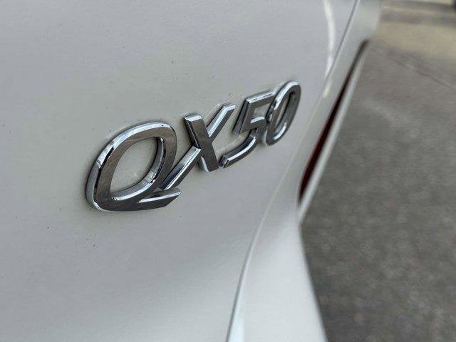 2021 INFINITI QX50 LUXE