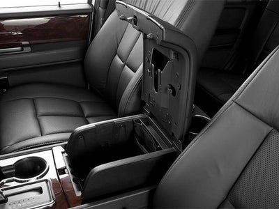 2014 Lincoln Navigator Base