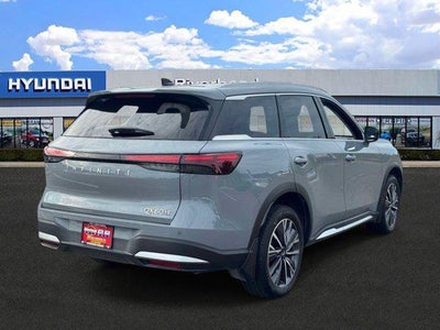 2026 INFINITI QX60 LUXE