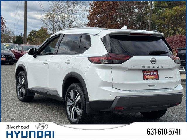 2024 Nissan Rogue SL