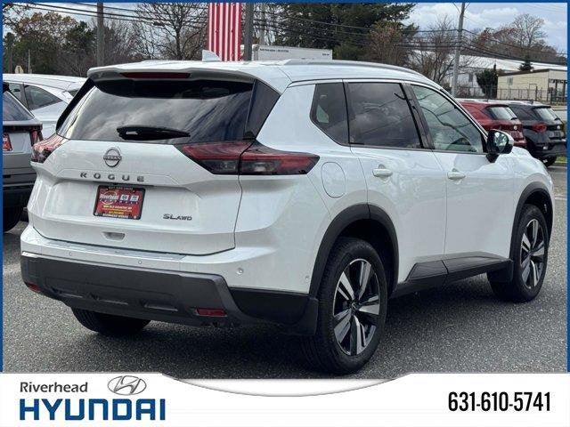 2024 Nissan Rogue SL