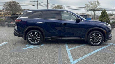 2023 INFINITI QX60 LUXE