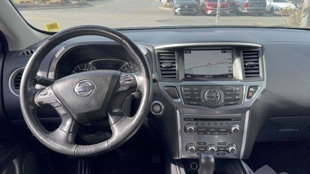 2020 Nissan Pathfinder SL