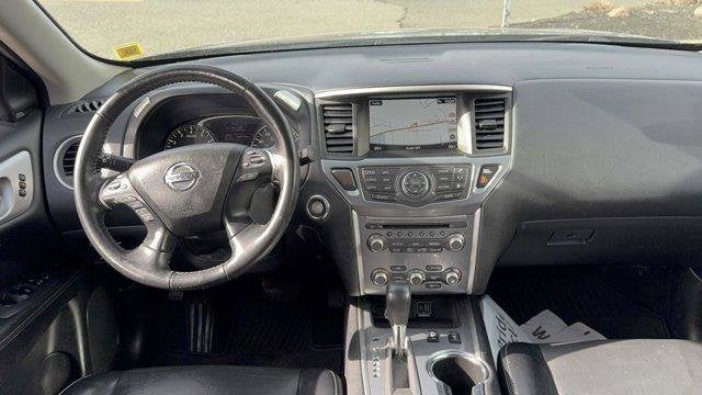 2020 Nissan Pathfinder SL