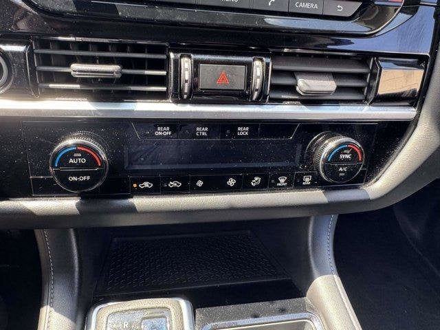 2022 Nissan Pathfinder S