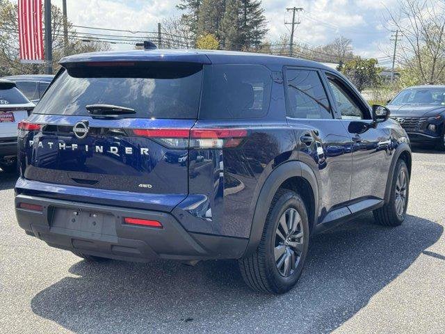 2022 Nissan Pathfinder S