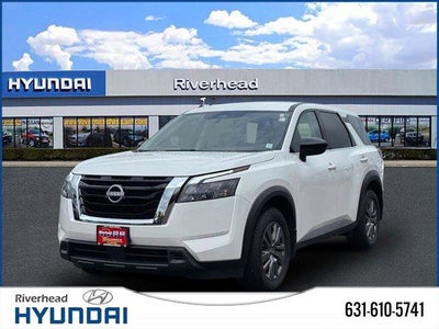 2024 Nissan Pathfinder S