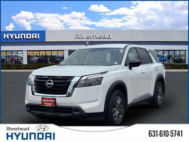 2024 Nissan Pathfinder S