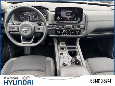 2024 Nissan Pathfinder S