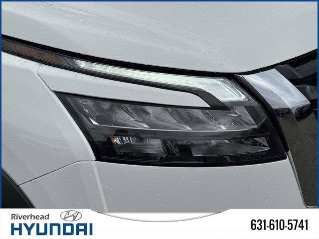 2024 Nissan Pathfinder S