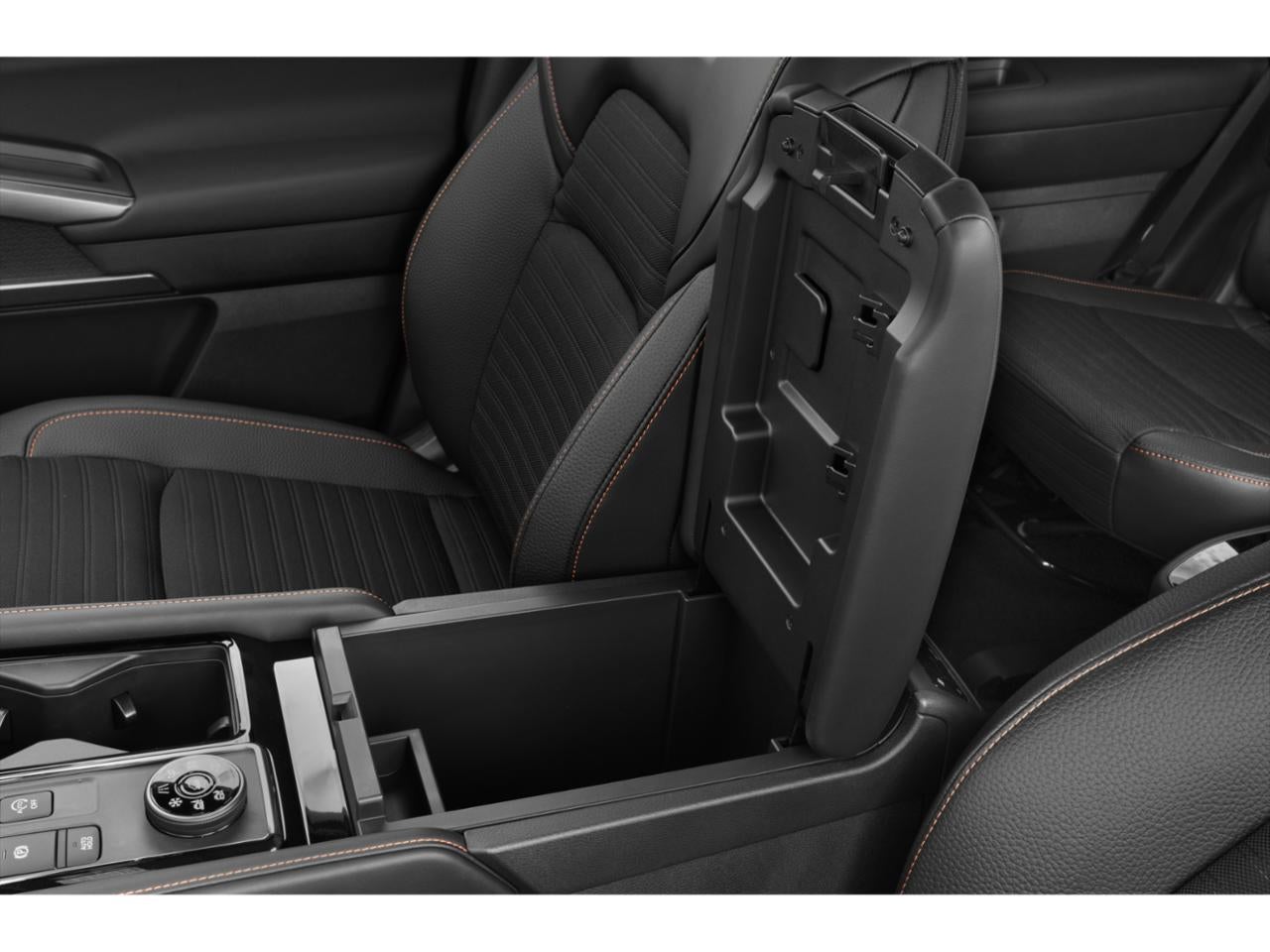 2023 Nissan Pathfinder SV