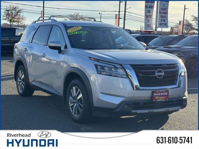 2022 Nissan Pathfinder SL