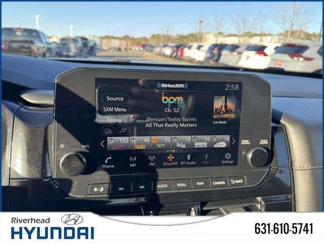 2022 Nissan Pathfinder SL