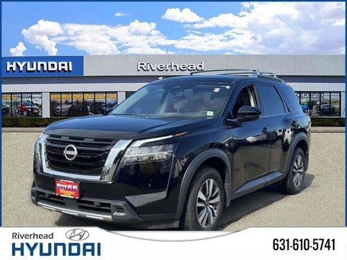 2024 Nissan Pathfinder SL