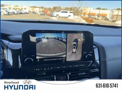 2022 Nissan Pathfinder SL