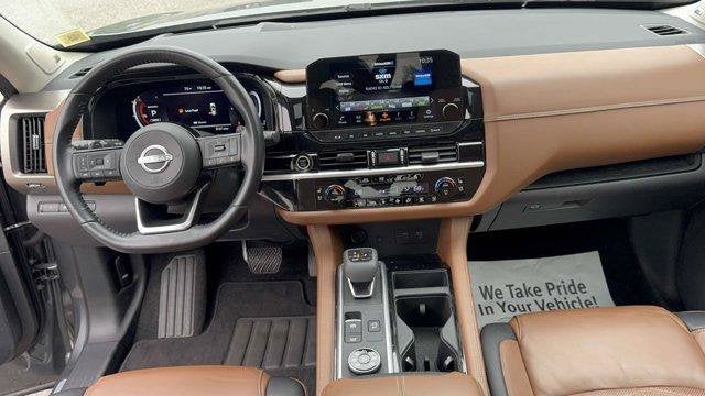 2022 Nissan Pathfinder Platinum